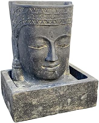 Azjatycka głowa Buddy wodospadowa